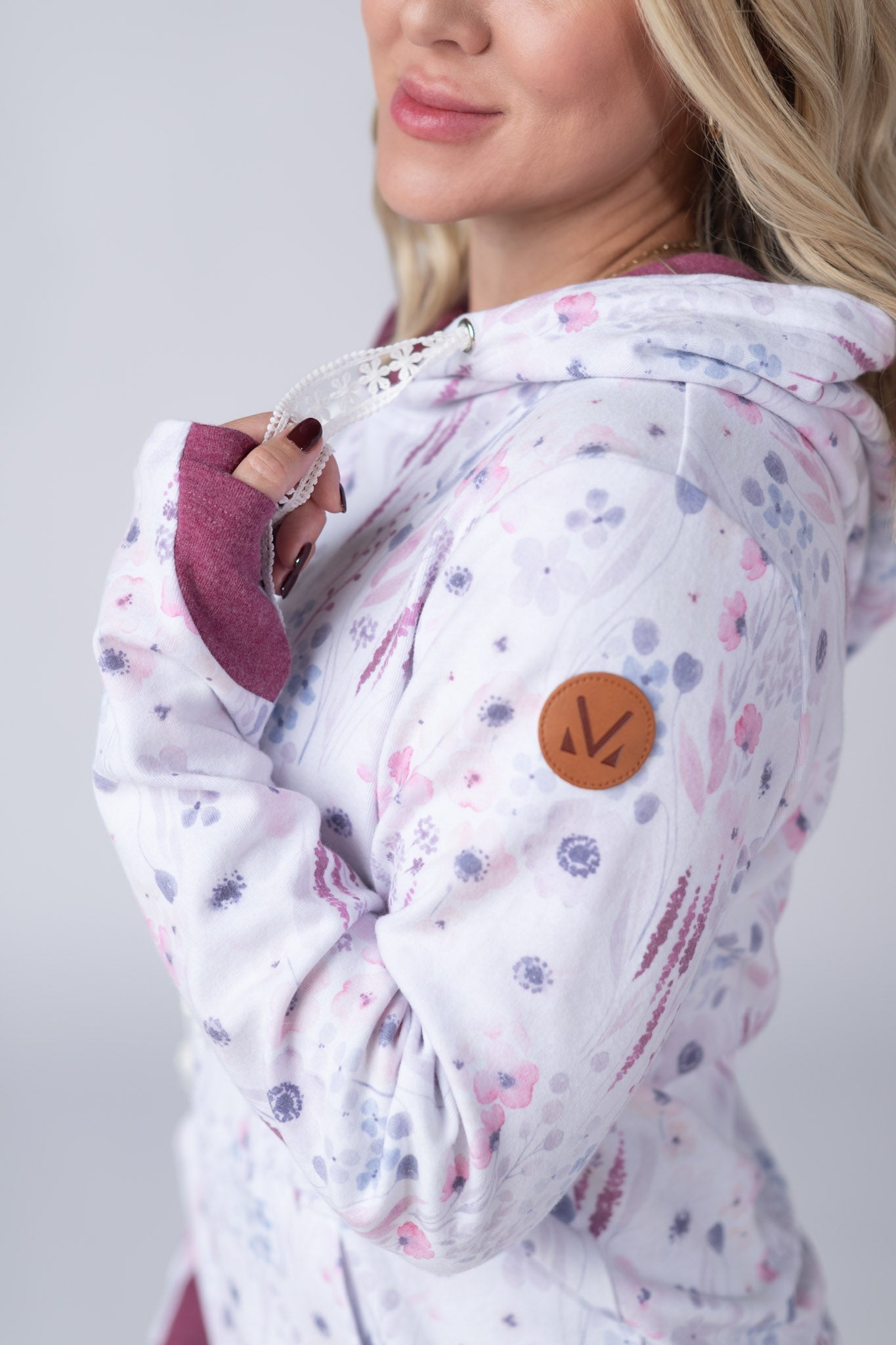 Hailey Pullover Hoodie - Wildflower Gardens