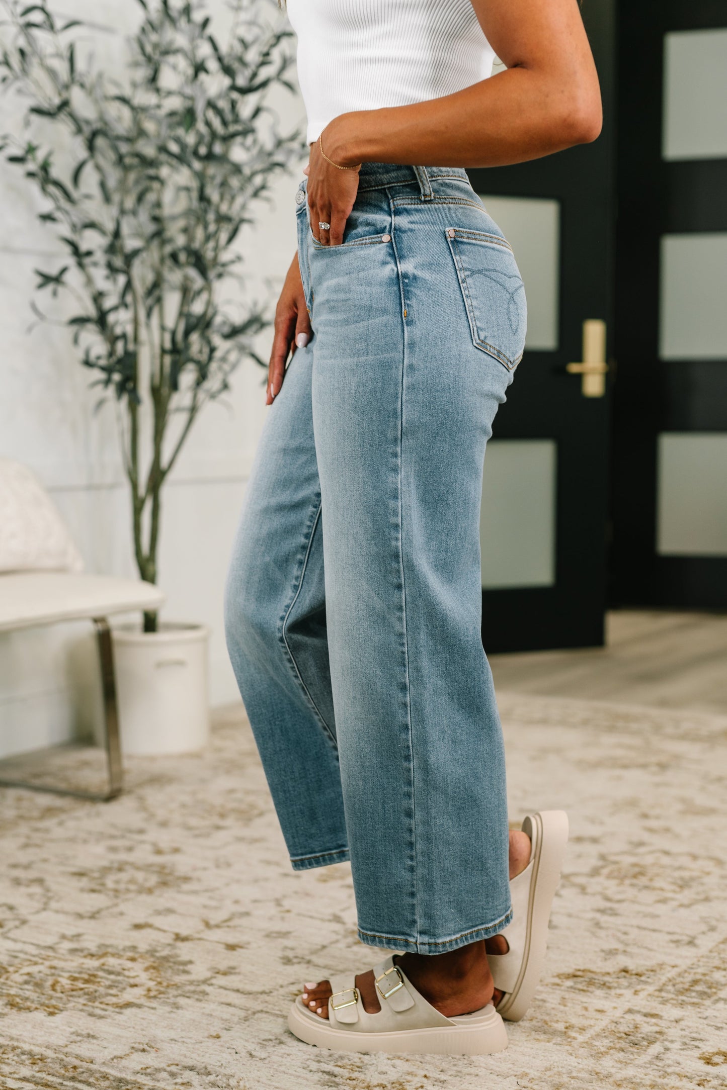 Claudia Mid Rise Wide Leg Ankle Jean