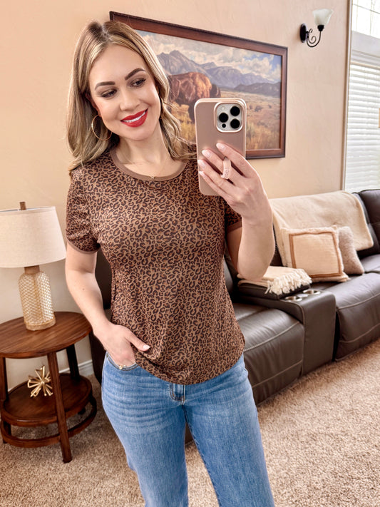 Leopard Print Crewneck Top