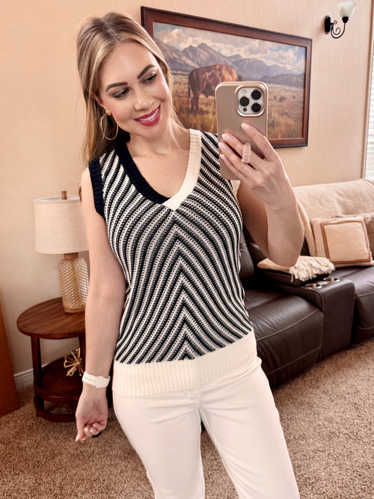 Black and White Sweater Knit Sleeveless Top